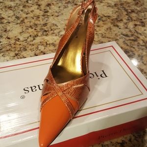 New two tone orange slingback pumps